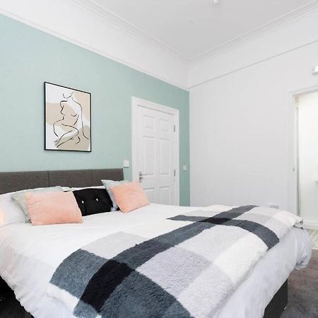 5 Double Bedrooms With Ensuites - Teesside House Tsac Редкар Экстерьер фото