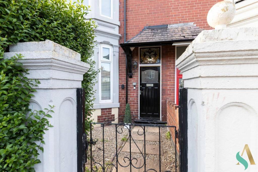 5 Double Bedrooms With Ensuites - Teesside House Tsac Редкар Экстерьер фото