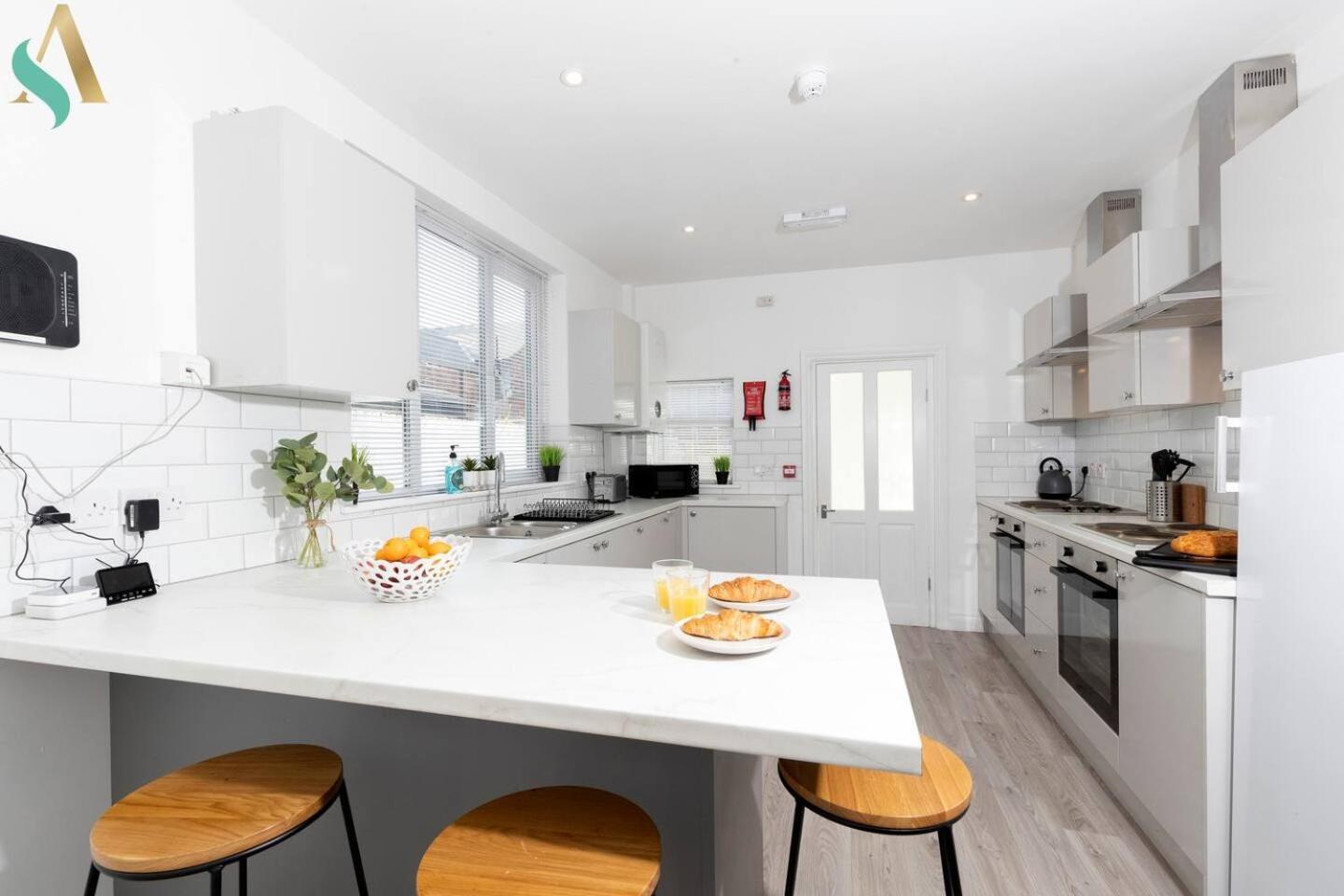 5 Double Bedrooms With Ensuites - Teesside House Tsac Редкар Экстерьер фото